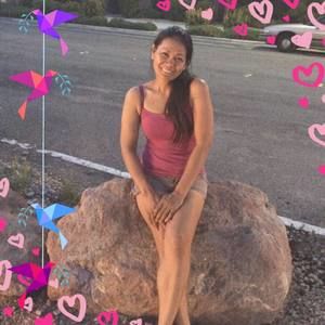 Meet your Posher, Imelda